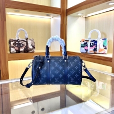 Louis Vuitton Speedy Bags